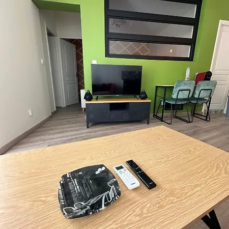 Le Marcadieu Apartment *